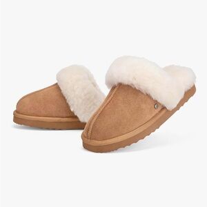 NWT Parfeying Shearling Slippers - 9